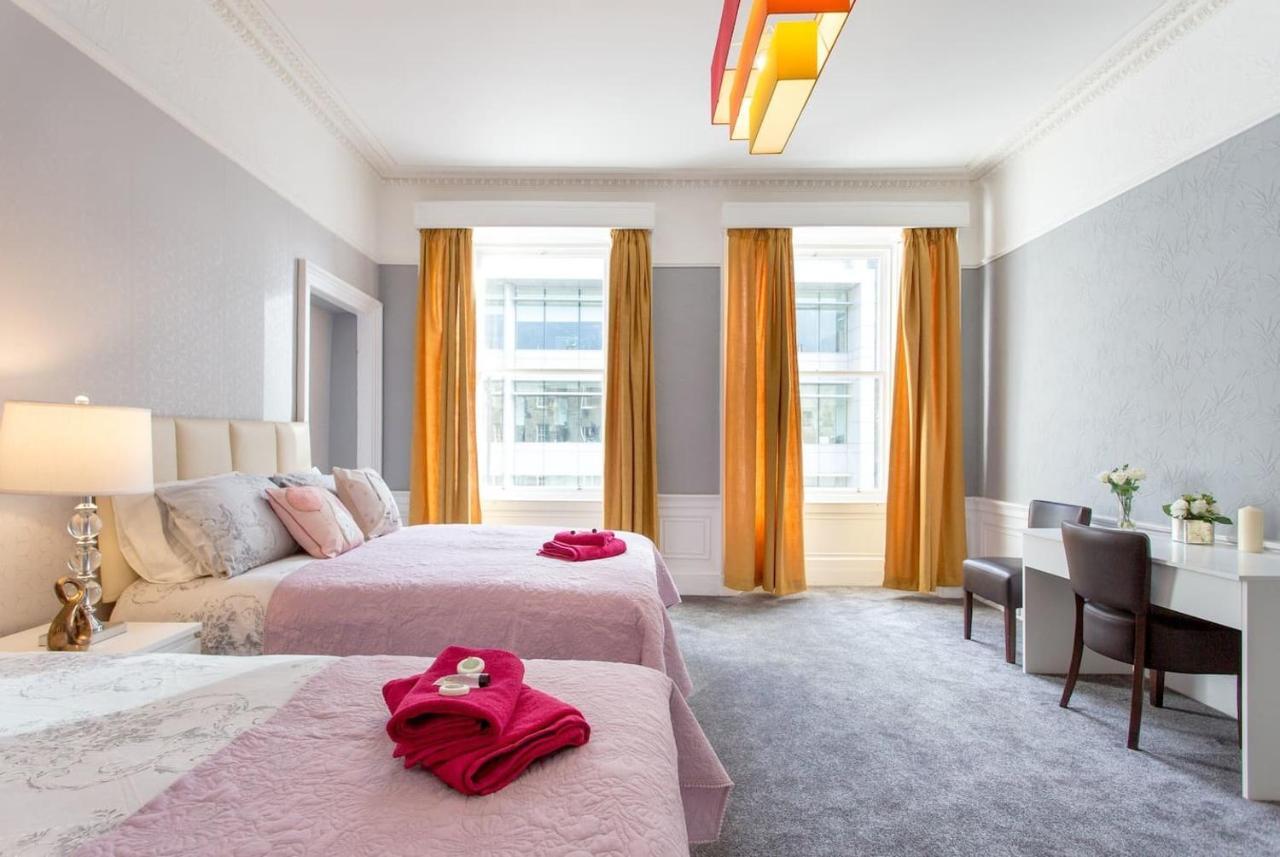 Stunning 2-Bed Apartment In Central Edimburgo Esterno foto