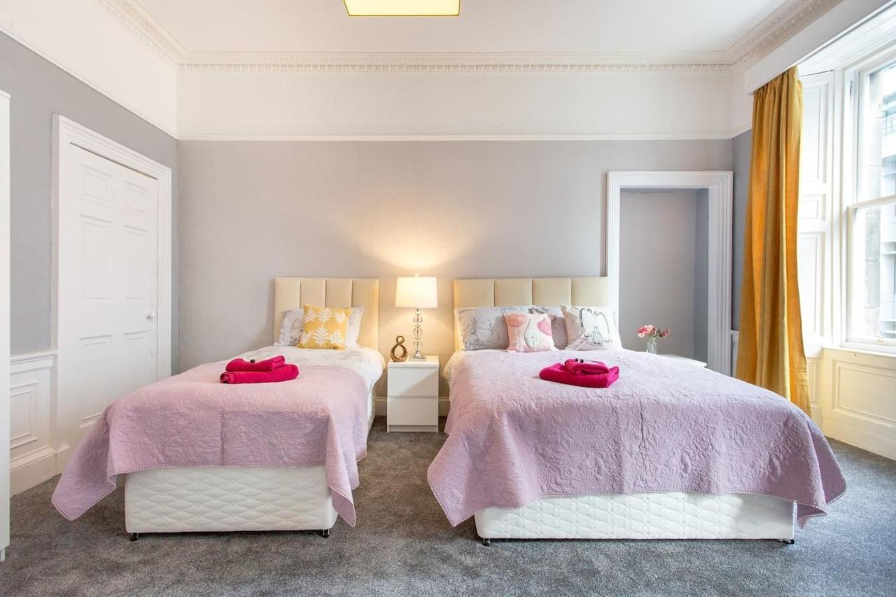 Stunning 2-Bed Apartment In Central Edimburgo Esterno foto