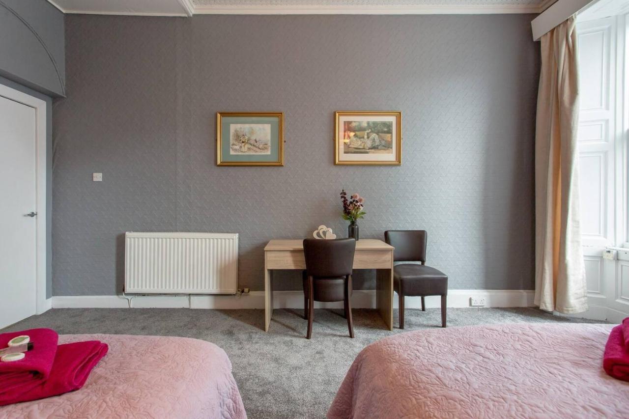 Stunning 2-Bed Apartment In Central Edimburgo Esterno foto